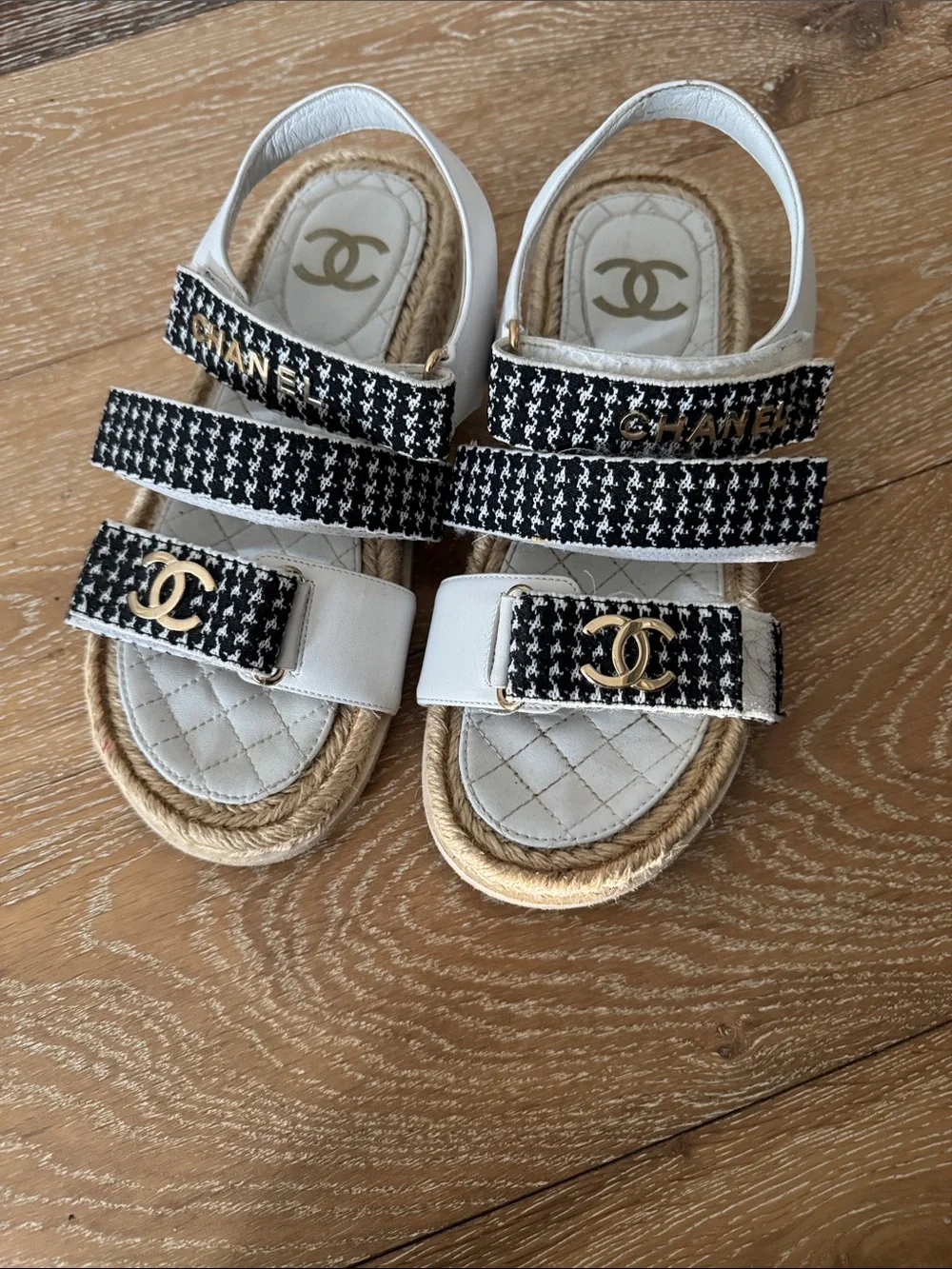 CHANEL White & Black Tweed Kids Sandals with Gold CC Accents